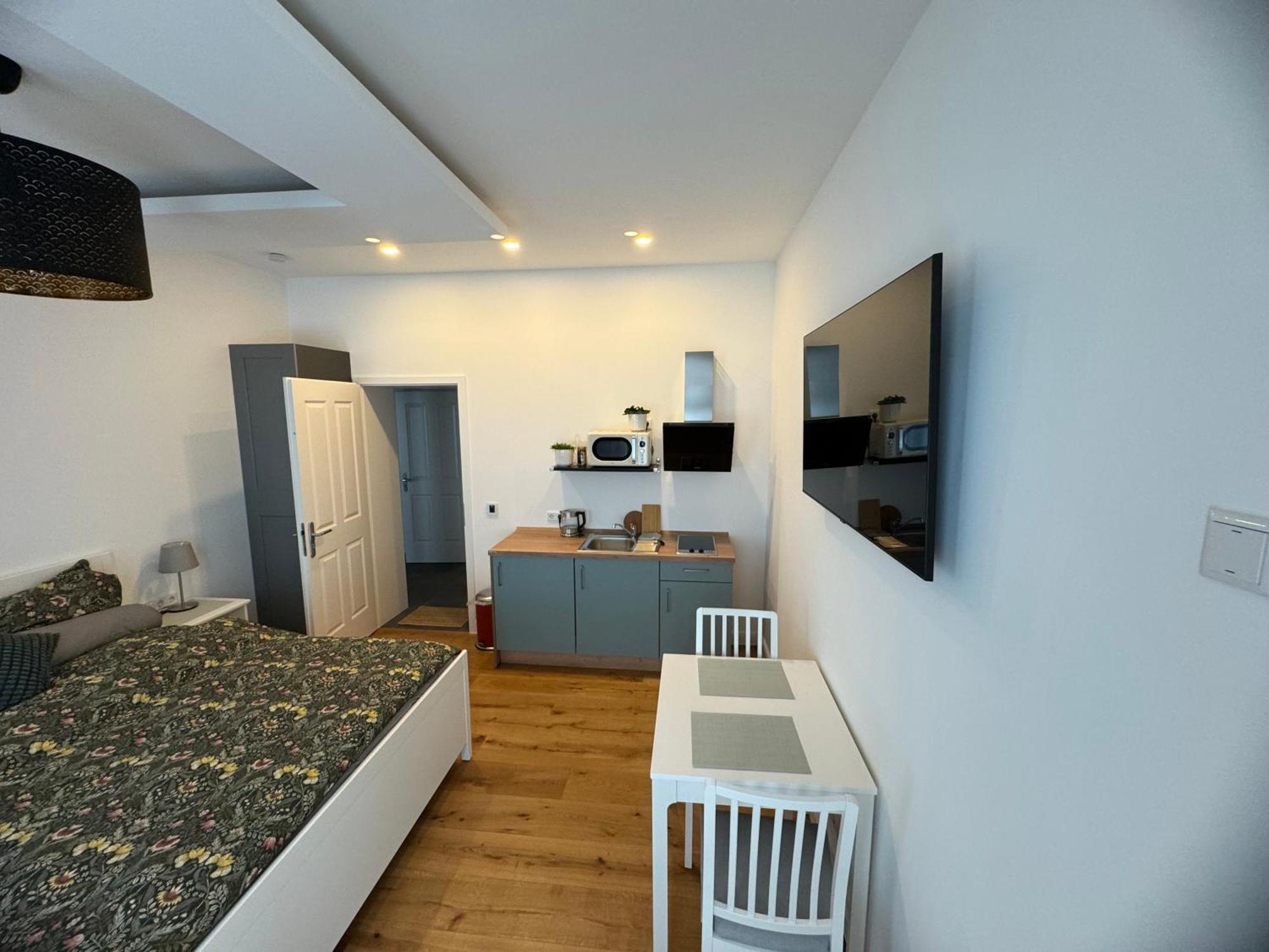 Boutique Hotel Pension Luisengruen Kueche 1Gbs Wlan Netflix Disney Magentatv شيمنيتز المظهر الخارجي الصورة