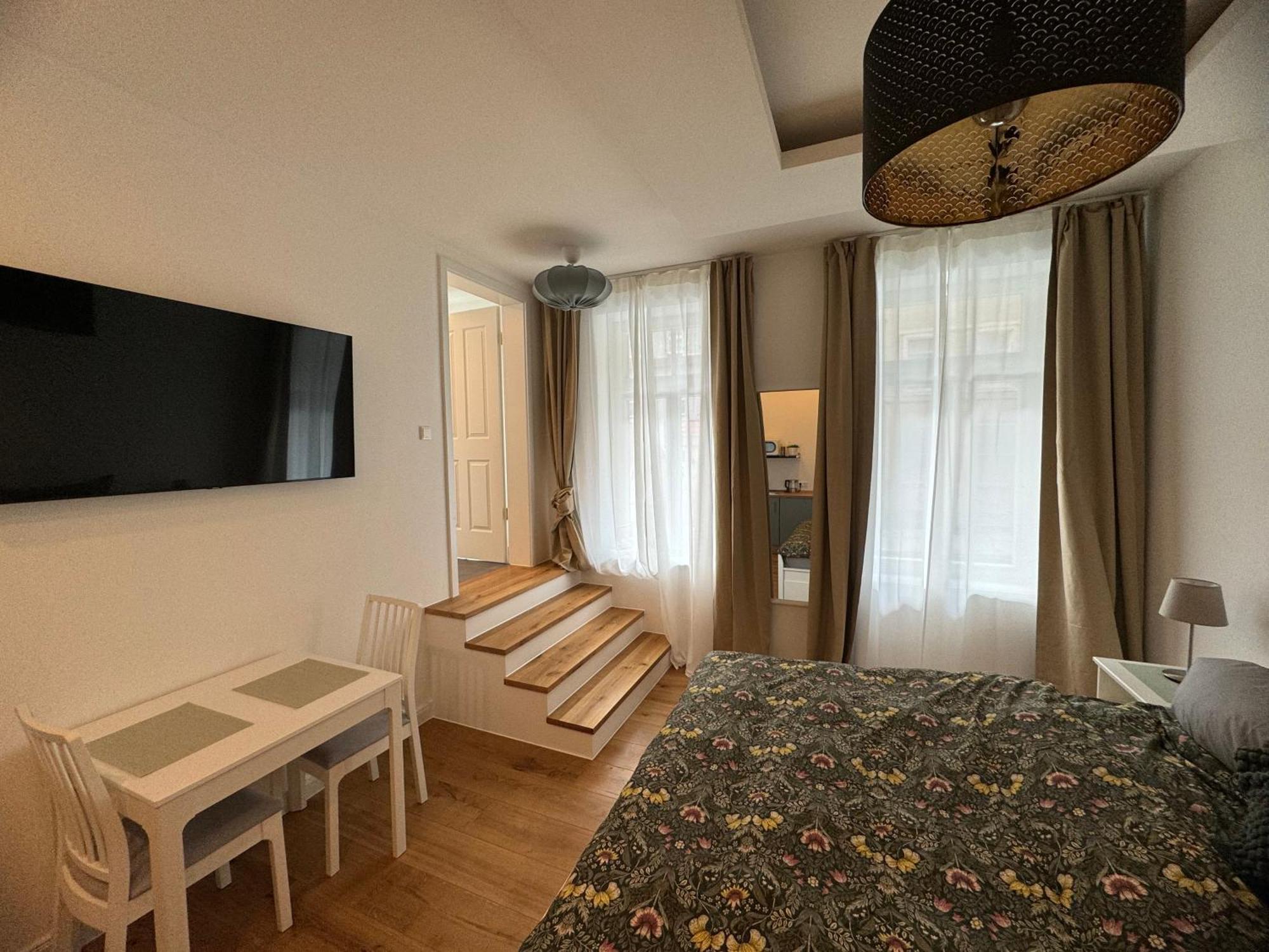 Boutique Hotel Pension Luisengruen Kueche 1Gbs Wlan Netflix Disney Magentatv شيمنيتز المظهر الخارجي الصورة